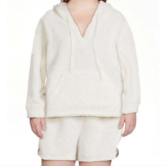 Oversize Sets Hoodie and Shorts 2 Piece Active Set Size S (3-5) Winte… - Picture 1 of 8